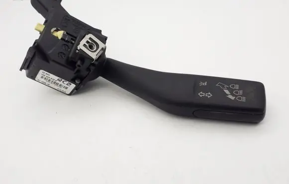 Volkswagen Golf V Indicator stalk 1K0953513E 01103510