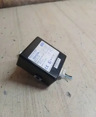 Toyota Corolla Verso E121 Door control unit/module 897410F010 61B168000 16803694060