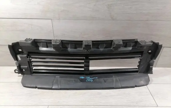 Volvo C40 Intercooler air channel guide 31655241