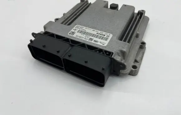 Jaguar XE Engine control unit/module H7A312C520FDC 0281034746 94350086