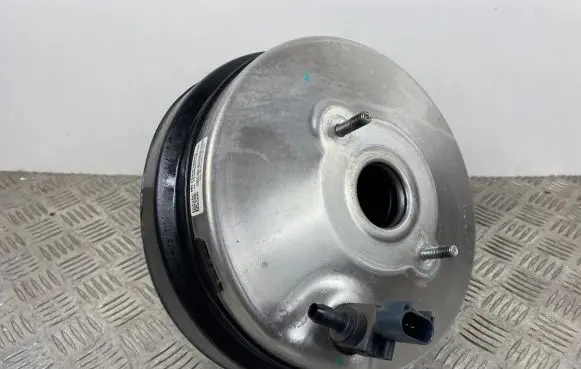Jeep Grand Cherokee Brake booster 04581957AF