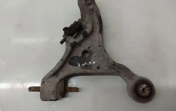 Volvo S60 Front lower control arm/wishbone 