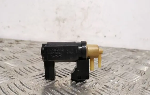 Volvo XC90 Turbo solenoid valve 31339808