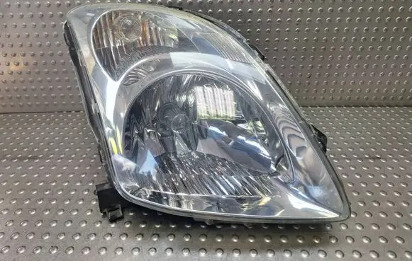 Suzuki Swift I Headlight/headlamp S27725516 3510062J11