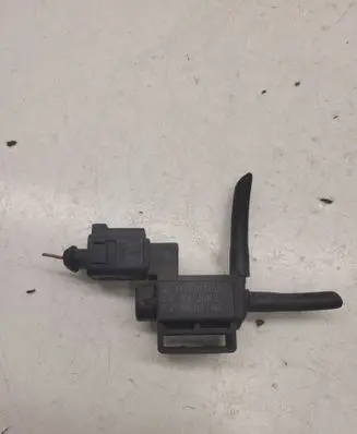 Audi A3 S3 8P Turbo solenoid valve 037906283C 72288000
