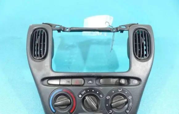 Toyota Yaris Verso Climate control/heater control trim IMPRK902453
