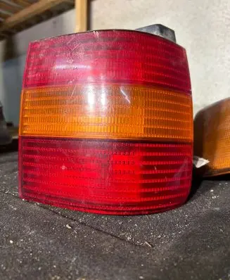 Volkswagen PASSAT B4 Rear/tail lights 3A9945112
