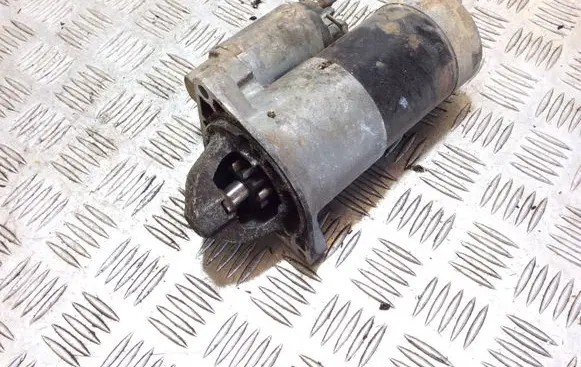 Opel Insignia A Starter motor 55353857