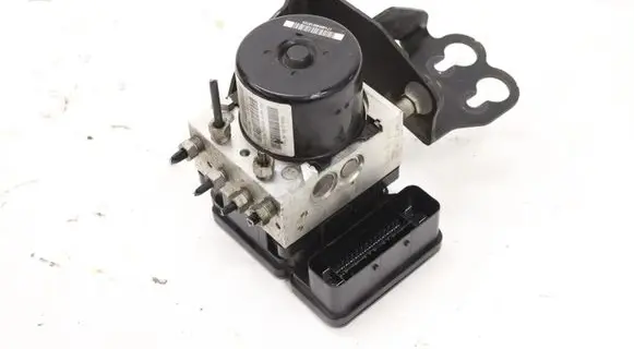 Jeep Compass Master brake cylinder P68091115AD5785826