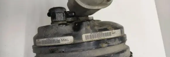 Jeep Cherokee III KJ Brake booster 32067337
