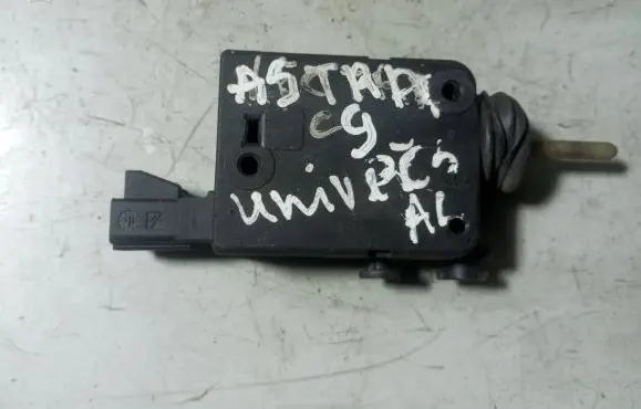 Opel Astra G Central locking motor 90589918 605420 1101215