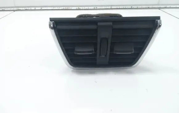 Skoda Octavia Mk3 (5E) Dash center air vent grill 5E0819203