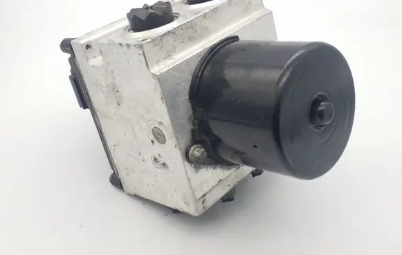 Volkswagen PASSAT CC ABS Pump 3C0614109P 16705905 16705705F