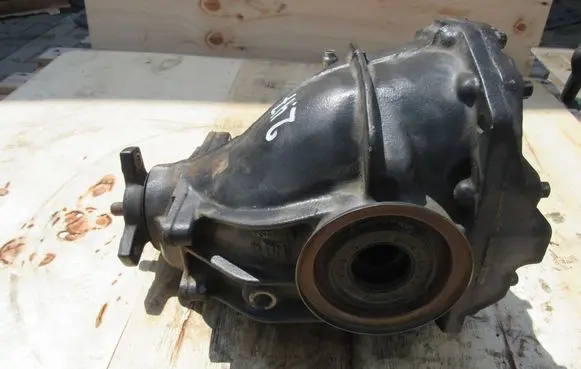 Mercedes-Benz E W211 Rear differential A2303510508MERC5 2303510508