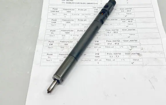 Mercedes-Benz C W204 Fuel injector A6460700987 EJBR04201D