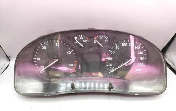 Volkswagen PASSAT B5 Speedometer (instrument cluster) 3B0919880D 0088616002