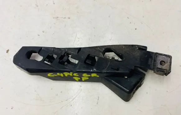 Citroen C4 Grand Picasso Front bumper mounting bracket
