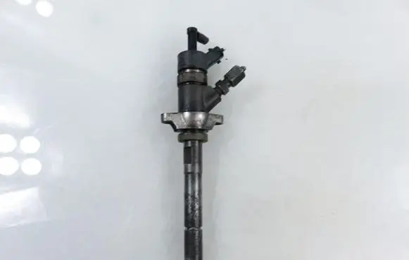 Mazda 3 I Fuel injector 0445110259