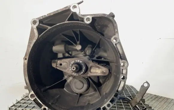 BMW X3 E83 Manual 5 speed gearbox 1069401058