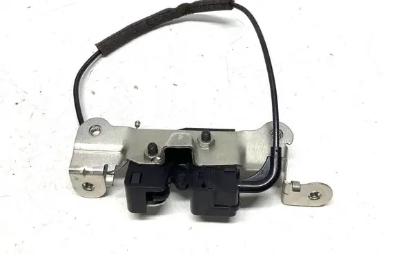Volvo S60 Seat back rest lock catch 