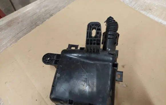 Nissan Leaf I (ZE0) Fuse box set 7154745130 243843NAOA