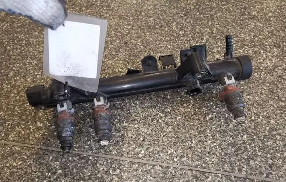 Fuel injectors set
