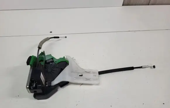 KIA Ceed Front door lock 81320A2020