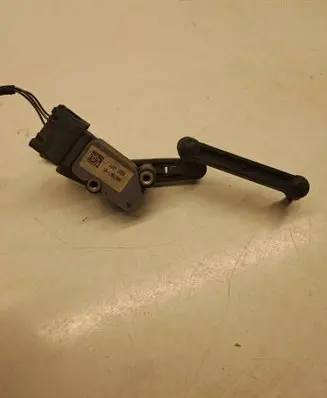 BMW X5 F15 Front height sensor lever 6867647