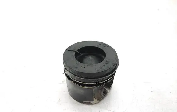 BMW 5 F10 F11 Piston 84L110