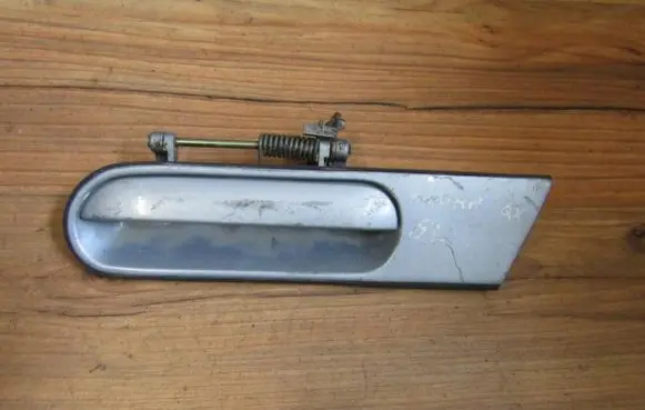 Nissan Maxima Front door exterior handle 6388l