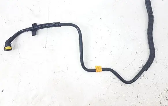 Ford Fusion II Fuel line pipe DG939D683 DG939D683AC 9U5A9C052BC
