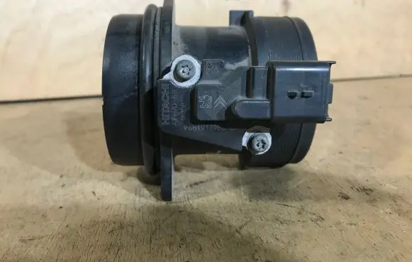 Citroen C5 Mass air flow meter AFH7088 9681917980
