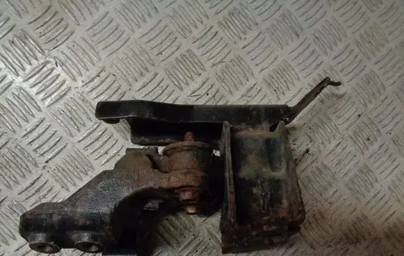 Peugeot 108 Gearbox mount