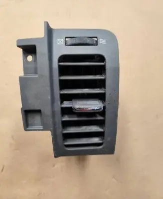 Nissan X-Trail T30 Dash center air vent grill 68751JG00B 68751JG40B P19660A75010