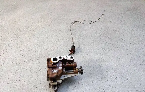 Renault Kadjar Oil pump 150127302R14 150127302R