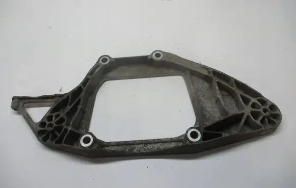 Audi A3 S3 A3 Sportback 8P Engine mounting bracket 8K0599287G
