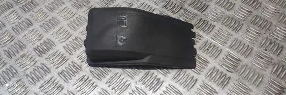 Volvo V60 Fuse box cover 30644652