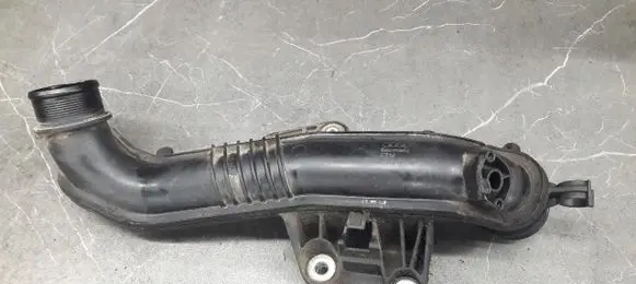 Audi A4 Allroad B8 Turbo air intake inlet pipe/hose 8K0145673L