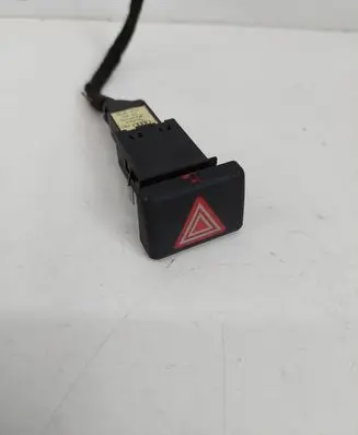 Audi A4 S4 B7 8E 8H Hazard light switch 8E0941509