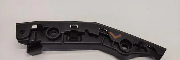 Front bumper mounting bracket
