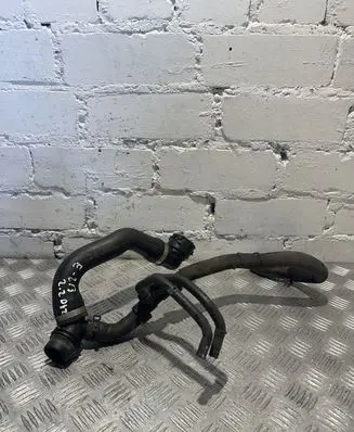 Mercedes-Benz E W213 Engine coolant pipe/hose A2135014100
