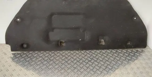 Toyota Yaris Engine bonnet/hood sound/heat insulation 