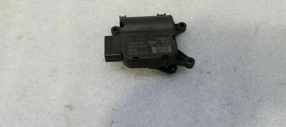 Porsche Boxster 987 Air flap motor/actuator 99762424200