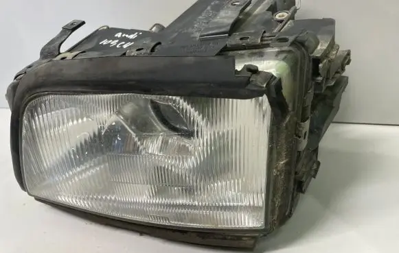 Audi A6 S6 C4 4A Headlight/headlamp