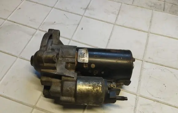 Peugeot 407 Starter motor