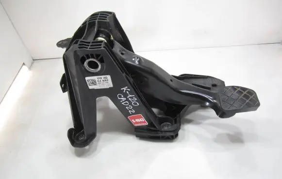 Volkswagen Caddy Brake pedal 5R4721058 0179313 03102022111044