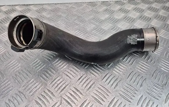 Mercedes-Benz A W176 Intercooler hose/pipe A2465280282 DBL625133DE 24743E