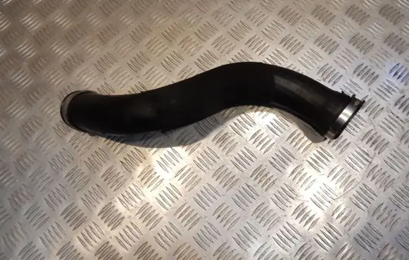 Audi A6 S6 C6 4F Intercooler pipe mounting bracket 4F0145737D 4F0145737 30276