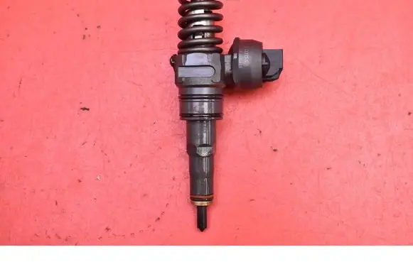 Seat Altea XL Fuel injector 038130073AG