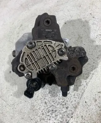 Volvo S60 Fuel injection high pressure pump 0445010043 8642778 028089